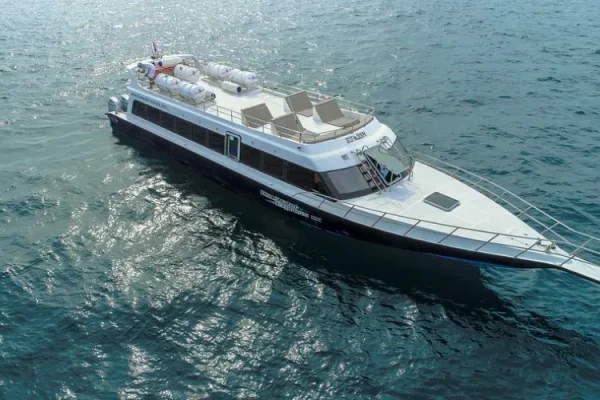 blue-water-express_002